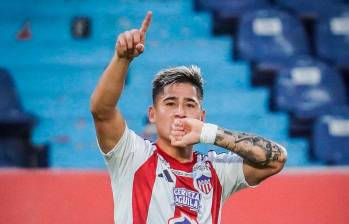 El futbolista paraguayo Guillermo Paiva anotó el gol con el que Junior de Barranquilla gana la serie contra Once Caldas. FOTO colprensa 