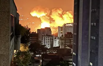 Fotografía del bombardeo a la Base Aérea de La Carlota. FOTO: Tomada de redes.