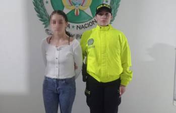 La mujer de 22 años fue detenida por la Policía en el oriente de Medellín. FOTO: Cortesía Meval