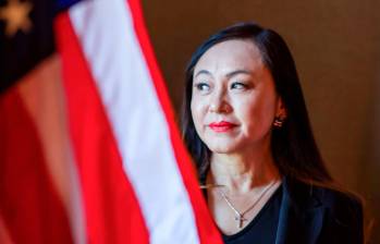 A través de la aplicación We Chat, la alcaldesa Eileen Wang recibía línea desde China, de esa manera llevaba información favorable del gigante asiático a la prensa. Foto: GETTY