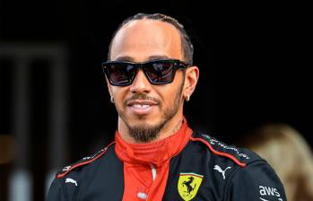 Lewis Hamilton, de 39 años, firmaría un contrato por varias temporadas, dice el comunicado. FOTO: getty