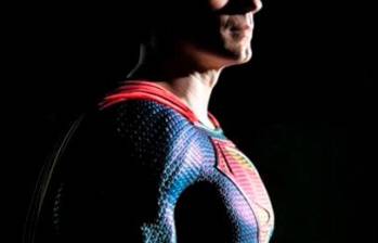 Esta fue la imagen que Henry Cavill compartió para dar la noticia de su regreso al traje del superhéroe. FOTO: TOMADA DE INSTAGRAM @henrycavill