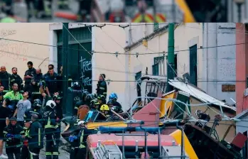 Tragedia en Lisboa: funicular se descarrila y deja varios muertos en barrio turístico