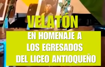 Velatón en homenaje a los 16 egresados muertos del Liceo Antioqueño