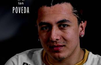 Ian Poveda fue presentado en el Internacional Bogotá. FOTO INTER BOGOTÁ