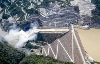 La central Hidroituango fue clave para disminuir los impactos del fenómeno de El Niño en 2024. Genera 1.200 megavatios de energía con sus primeras cuatro unidades. FOTO: JUAN ANTONIO SÁNCHEZ