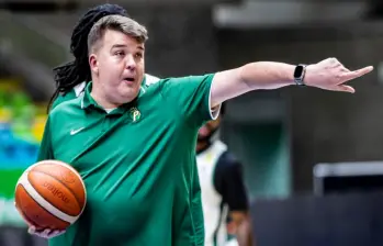 El técnico Daniel Seoane está listo con su equipo para buscar el bicampeonato de la Liga Profesional de Baloncesto, este jueves y viernes en el Iván de Bedout arranca la serie ante Cimarrones. FOTO EL COLOMBIANO 