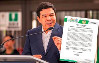 Con esta carta, el sindicato Sindidmed desmintió al alcalde encargado Óscar Hurtado sobre la situación del personal del aseo en las instituciones educativas públicas. FOTO: CARLOS VELÁSQUEZ