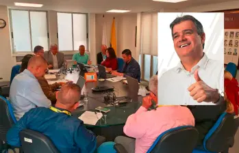 Estas son las imágenes del proceso de auditoría de la Superintendencia de Salud y Coljuegos a la Lotería de Medellín luego de que se conociera que la pareja del exsubgerente comercial, Rubén Darío Callejas, se ganara uno de los premios. FOTOS: CORTESÍA