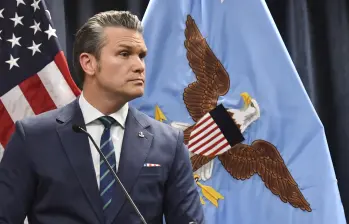 El secretario de Defensa de EE. UU., Pete Hegseth, durante la conferencia “Américas contra los carteles”, realizada en Miami. FOTO: AFP. 