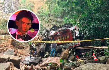 David Rúa Vallejo, de 17 años, fue el menor que salió a la vía para alertar de la tragedia con sus compañeros. FOTO: MANUEL SALDARRIAGA Y CORTESÍA