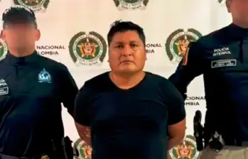Miguel Antonio Rodríguez Díaz, alias Cuchillo, fue capturado por la Interpol cuando se encontraba en el Pasaje La Bastilla, en el centro de Medellín. FOTO: CORTESÍA