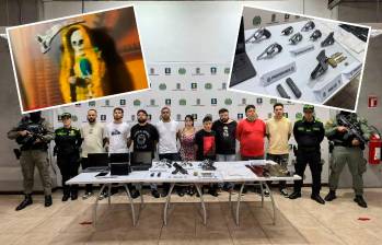 Los nueve procesados por pertenecer a la llamada “Oficina Premium” inicialmente están respondiendo por el delito de porte y tráfico de armas por las siete pistolas y la subametralladora incautadas. También se le encontraron elementos de brujería. FOTOS: CORTESÍA