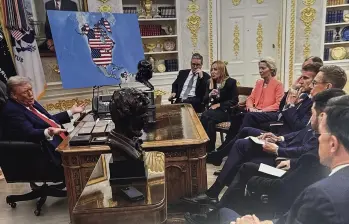 La imagen que alerta al mundo: Trump mostró mapa con países pintados con la bandera de EE. UU. 