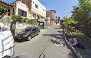 En este sector del barrio Palenque, de Medellín, ocurrió el asesinato del suboficial del Ejército, César Augusto Hurtado Parra, de 44 años. FOTO: GOOGLE MAPS