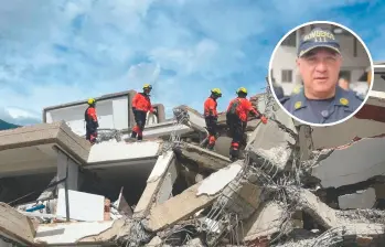 El personal del Cuerpo de Bomberos de Medellín está participando en las labores de búsqueda y rescate de las víctimas de la emergencia en Caracas y La Guaira. Ubicaron tres cuerpos. FOTO CORTESÍA - ALCALDÍA DE MEDELLÍN