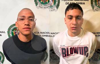 Luis Carlos Pacheco Pantoja (izq.), alias Pacheco, y Jeison Roleywer González Saavedra (der.), alias Rolex, fueron los dos escoltas capturados junto con alias Pichi en Copacabana. FOTOS: CORTESÍA