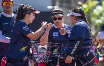 Sara López, Nora Valdez y Alejandra Usquiano, las mejores arqueras de arco compuesto de Colombia. FOTO: Juan Antonio Sánchez Ocampo