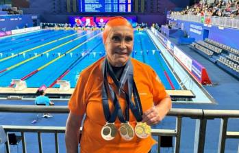 Eliana Busch viene de ganarse cuatro medallas en el Campeonato Mundial Máster de Natación en Doha, Catar. FOTO: REDES SOCIALES @eliana_busch