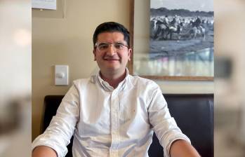 Andrés Martínez, fundador de Alfil, un modelo que busca agrupar y ponderar varias encuestas electorales para proyecciones más claras. Foto: cortesía