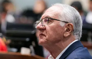 El ministro de Salud, Guillermo Jaramillo, había pedido una prórrogar para responder el incidente de desacato. FOTO: Colprensa