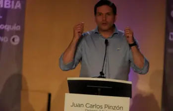 El exministro de Defensa, Juan Carlos Pinzón. FOTO: El Colombiano