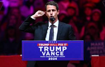 El comediante Tony Hinchcliffe se burló en tono gracioso, según él, de la isla, en medio de un mitin de Donald Trump, previo a las elecciones de Estados Unidos. FOTO: AFP