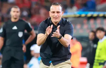 El entrenador Alejandro Restrepo llegó al Medellín el 7 de agosto del 2024. Busca su primer título con el cuadro antioqueño. Foto: Manuel Saldarriaga