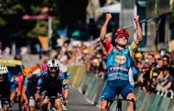 Mads Pedersen logró su triunfo 61 como profesional, la segunda en el Tour. FOTO: X-TOUR DE FRANCIA