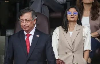 Angie Rodríguez (der.), había pedido su reintegro al Fondo de Adaptación por medio de una tutela conta la Presidencia y el Ministerio de Hacienda. FOTO. Colprensa