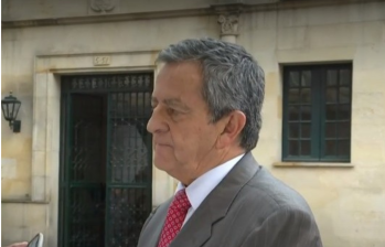 José Antonio Salazar, secretario general de la Cancillería, declarado insubsistente por adjudicar contrato de pasaportes. FOTO: Captura de pantalla Noticia Caracol