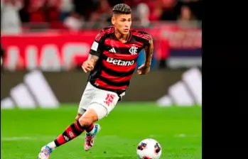El volante cartagenero Jorge Carrascal, de 27 años, es uno de los habituales convocados de la Selección Colombia. Brilla en el Flamengo. Foto: tomada del x de @FlamengoCR