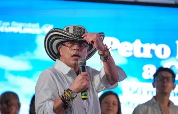 El presidente Gustavo Petro aprovechó un evento gubernamental en Montería para lanzar duros cuestionamientos contra la oposición. FOTO: PRESIDENCIA