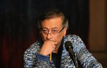 Este diario conoció que algunos miembros del gabinete le habrían expresado al presidente la inconveniencia de su idea y su oposición a firmar el decreto. Foto: Presidencia
