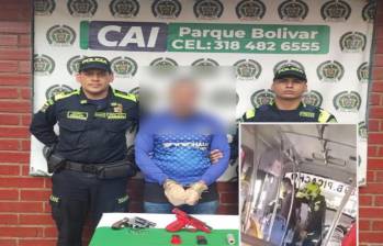 Momento en que las autoridades reseñan al hombre capturado como presunto responsable del homicidio que se presentó en el centro de la ciudad. FOTO: Cortesía Denuncias Antioquia