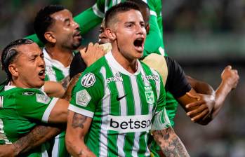 El volante cucuteño James Rodríguez, de 35 años, es una de las figuras de Nacional para el Clausura del 2026. Foto: Camilo Suárez