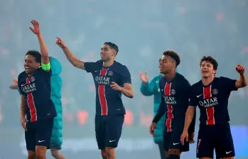 Festejos de los jugadores del PSG luego de la clasificación a la final de la Champions League. FOTO: GETTY