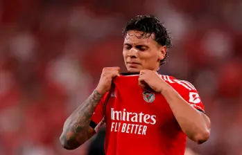 Richard Ríos, de 25 años, no contó con suerte este martes en Champions y con su autogol Benfica ya suma dos derrotas en la Champions. FOTO: AFP