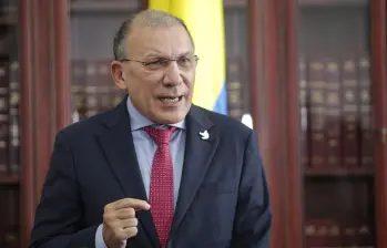 Roy Barreras, expresidente del Senado y ex embajador de Colombia en Reino Unido. FOTO: COLPRENSA