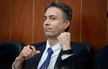 ¿Quintero renunció al Pacto porque no le toleran las investigaciones que tienen por corrupción?
