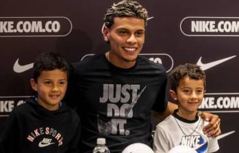 Richard Ríos estuvo en un evento en Medellín compartiendo con la prensa y sus fans más fieles donde reveló varios detalles de su vida personal y profesional. FOTO: JAIME PÉREZ