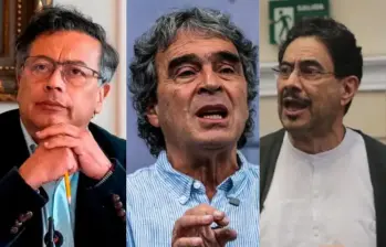 Sergio Fajardo ha sido crítico tanto con Iván Cepeda como con los candidatos de derecha. Foto: Colprensa/Juan Antonio Sánchez.