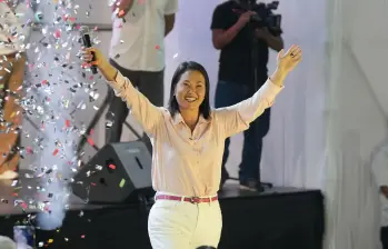 Keiko Fujimori llega a la presidencia a sus 51 años, la misma edad que tenía su padre, Alberto, cuando llegó al máximo cargo en 1990. Foto: Xinhua