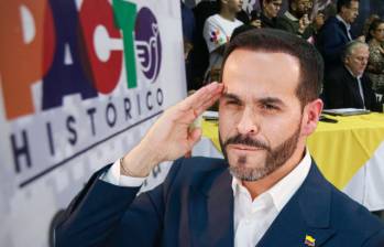 Senadores y representantes de la bancada del Pacto Histórico no asistirán a la posesión de Abelardo de la Espriella. Fotos: Colprensa y Manuel Saldarriaga