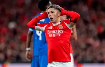 El futbolista argentino, de 20 años, fue el protagonista de una de las polémicas grandes del partido de ida de los play-off de la Champions. FOTO: Getty