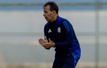Fernando “Bocha” Batista es el entrenador de Costa Rica. Foto: @tomfonseca