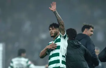 El delantero colombiano Luis Javier Suárez fue elegido como mejor jugador del mes de enero en el Sporting de Portugal. Foto: tomada del x de @SportingCP