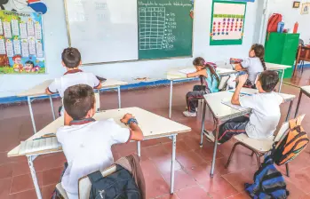 El acceso a la educación no es igual para todos. Mientras en las ciudades la cobertura supera el 80 %, en el campo apenas pasa del 50 %. FOTO Juan Antonio Sánchez