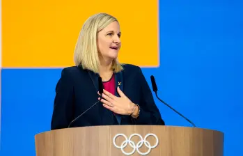 Kirsty Coventry tiene 41 años, fue nadadora y política zimbabuense. FOTO X-COC