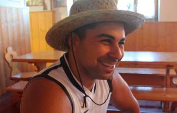 Él era Alessandro Venier, el hombre asesinado, presuntamente por su pareja colombiana, y su propia madre, en Italia. FOTO: Tomada de Facebook